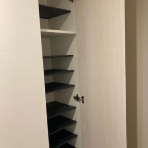 (玄関) (玄関)